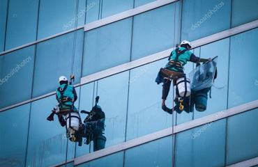 commercial window washing